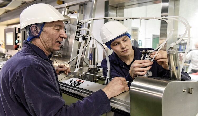 Food manufacturers 'should use apprenticeships as a training tool' 