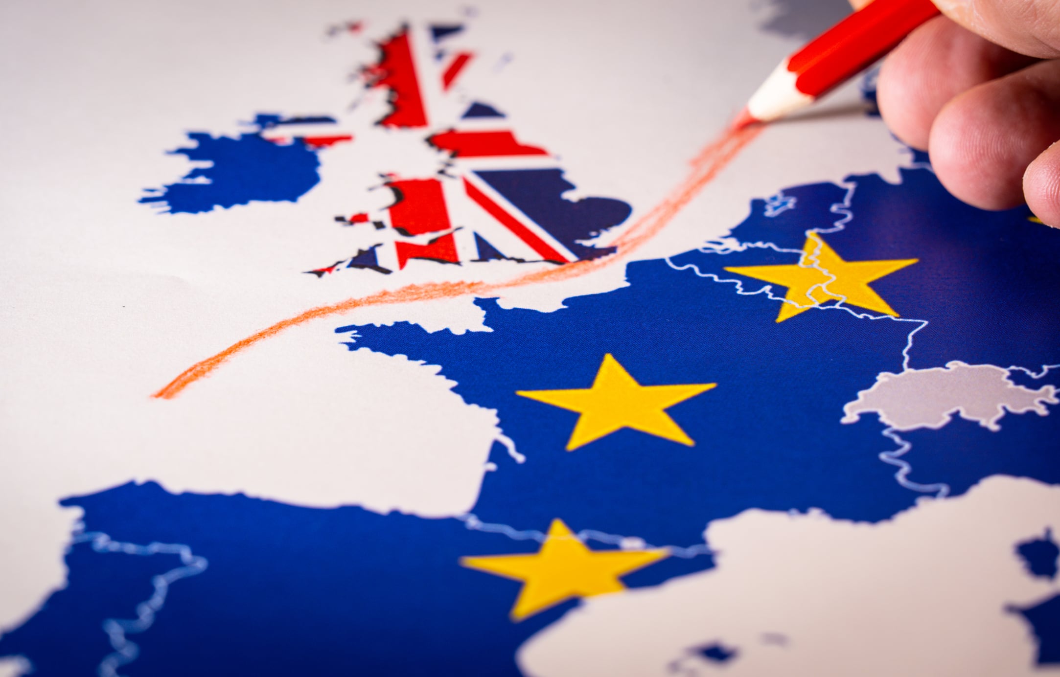 Government to take ‘light tough’ approach to border controls
