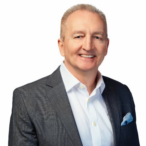 A corporate headshot of a man.