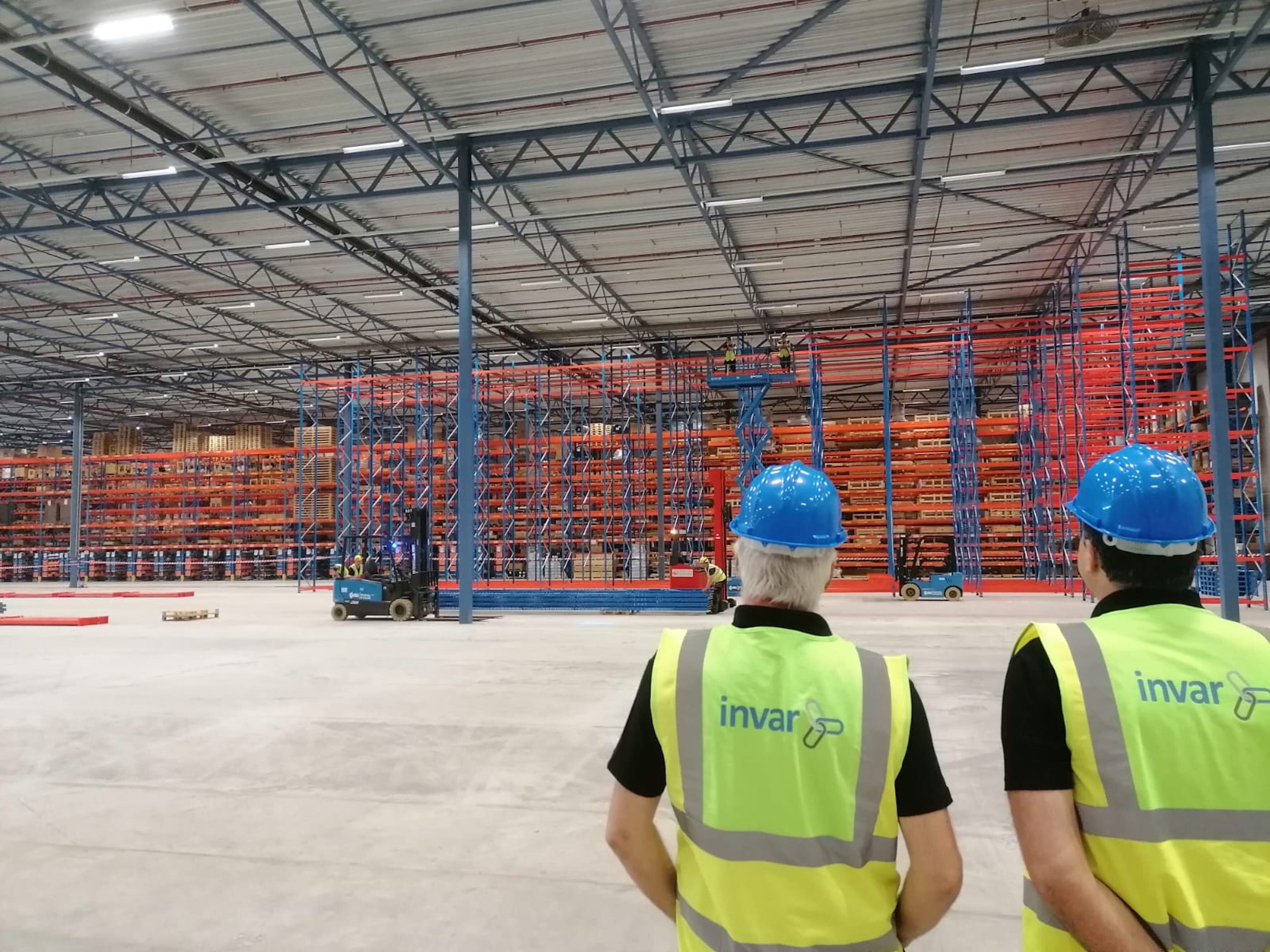 What’s best, a complete or phased approach to warehouse automation?