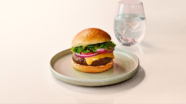 Mosa-Meat-raises-40m-to-scale-cultivated-beef-production.jpg