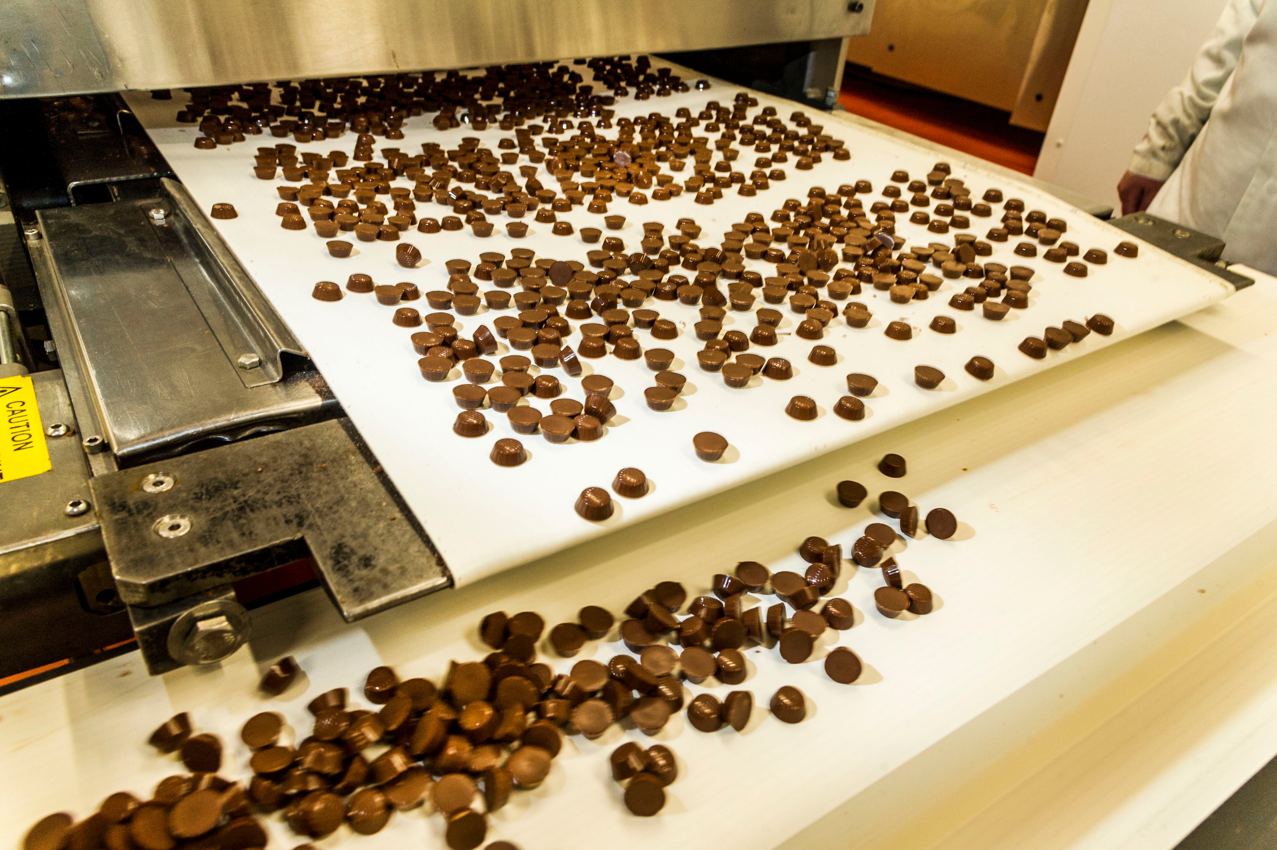 SIDE-PANEL3-Pecan-Deluxe-Candy.jpg