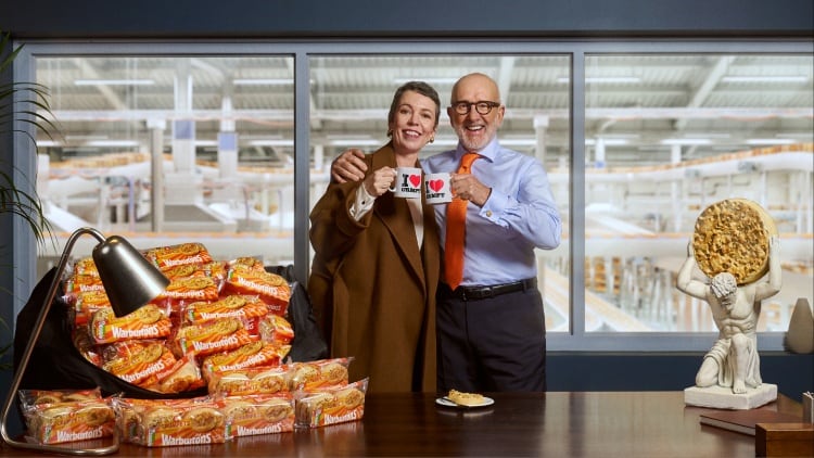 Olivia Colman stars alongside Warburtons chair Jonathan Warburton in the new advert.