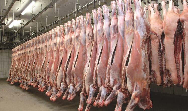 US to lift ban on UK beef exports