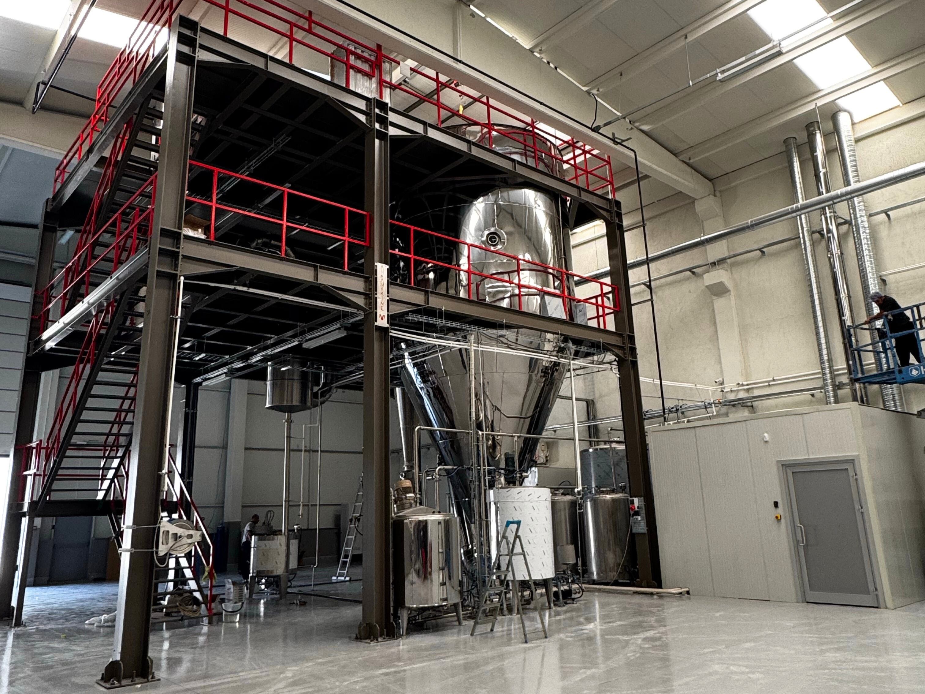 Plant-Ex's new Turkish factory features in-house spray drying technology, enabling them to spray dry flavourings and extracts across all of their UK and European sites