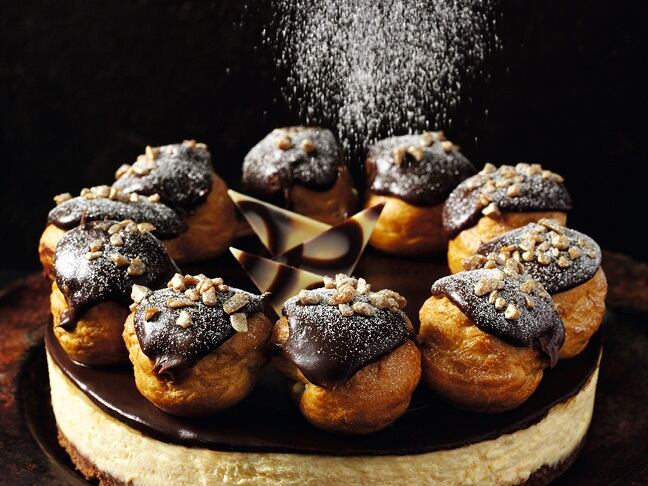 Bakkavor agrees to buy desserts firm Blueberry Foods 