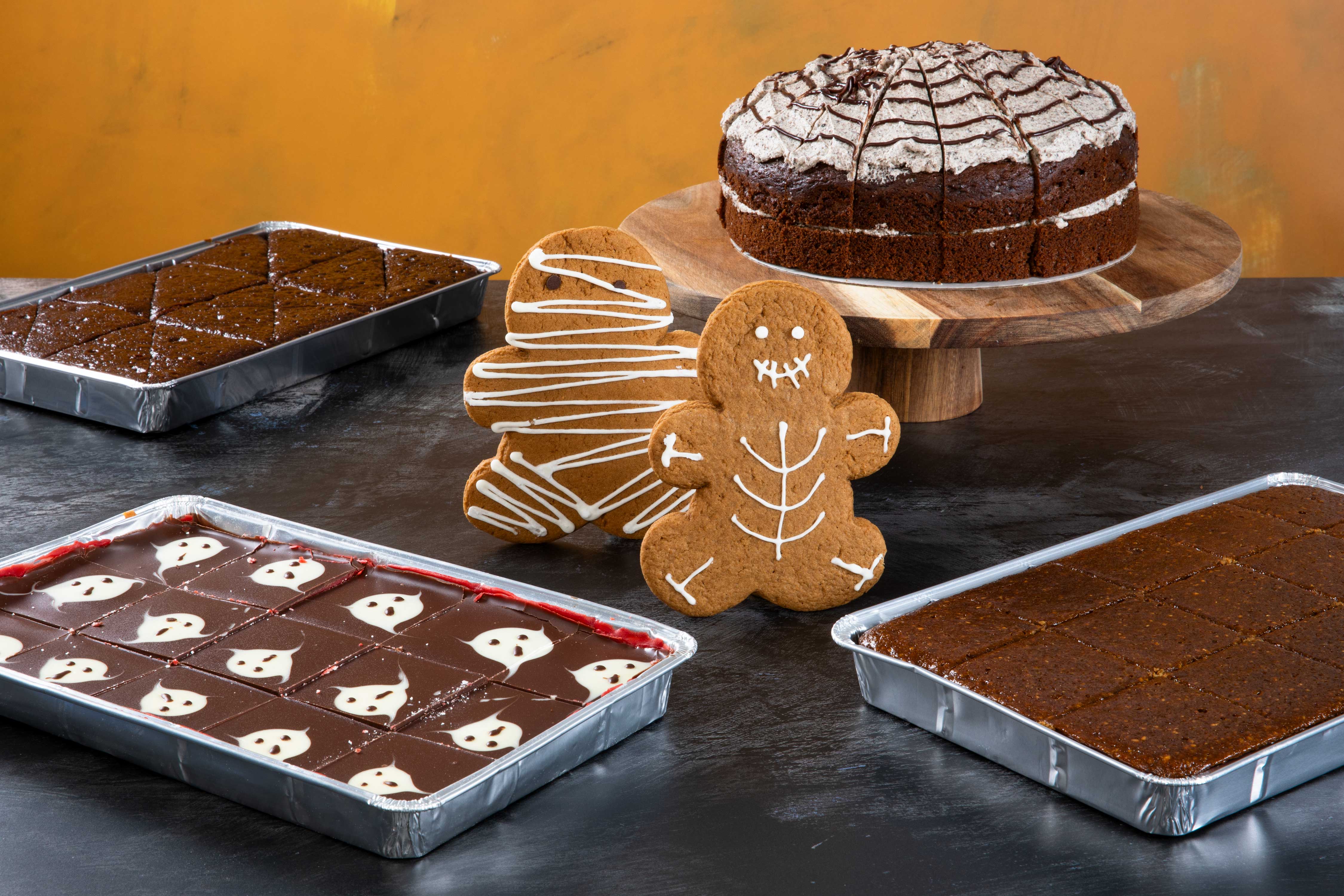 Love-Handmade-Cakes-Reveal-Spooktacular-Foodservice-Treats.jpg