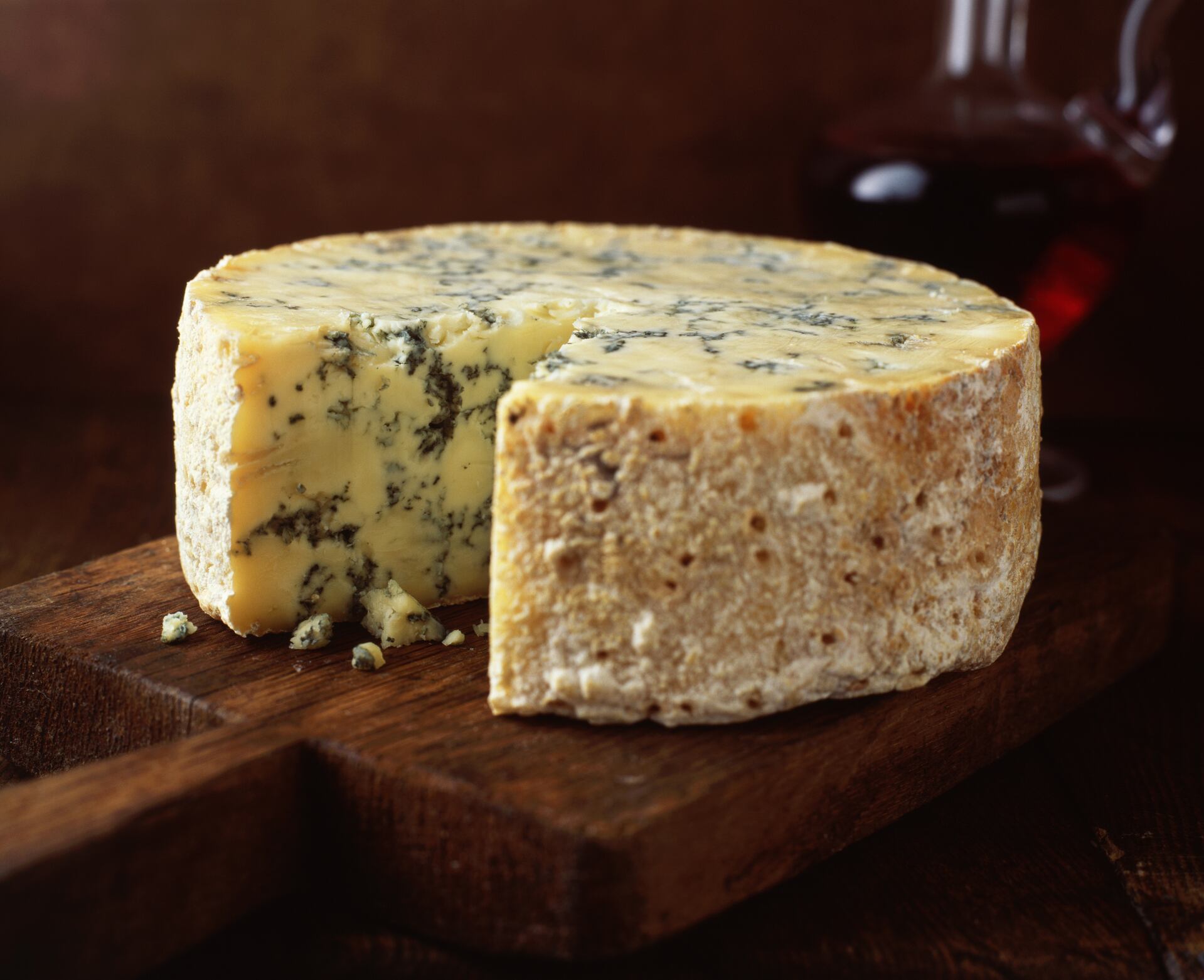 Because of the possible presence of E.coli, Isle of Mull Cheese is recalling an entire batch of its Hebridean Blue Cheese.