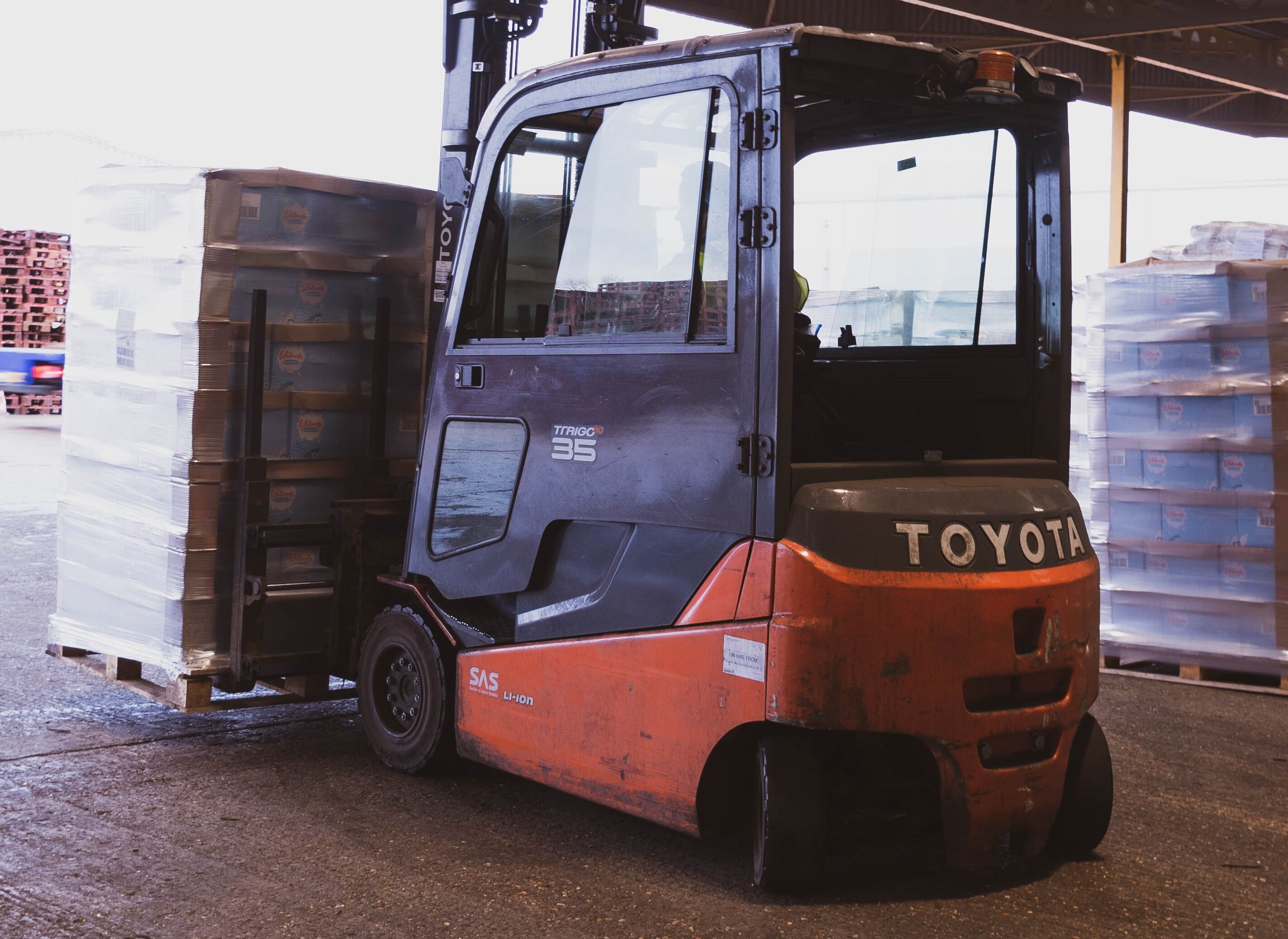 Lithium-ion batteries power Whitworths’ forklift fleet 