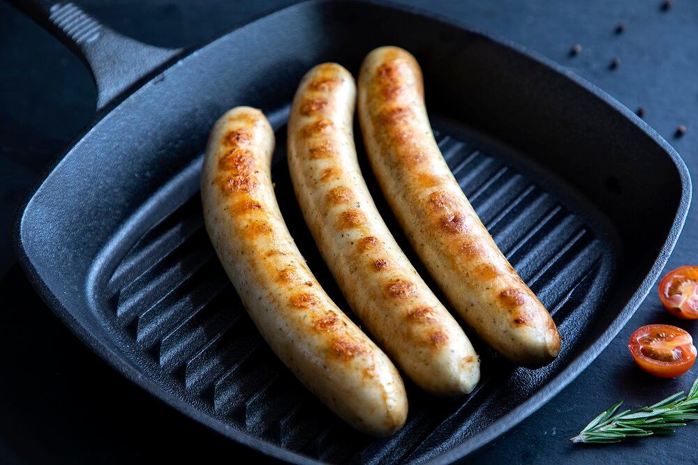 Cooked-Bratwurst-45-angle-sml.jpg