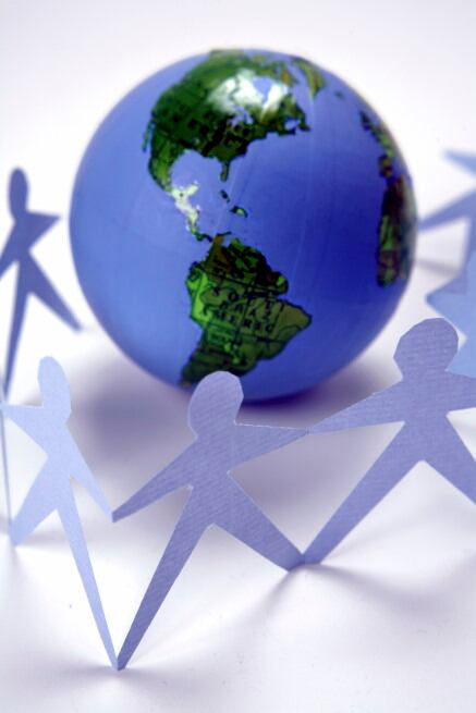 Big-globe-istockLes-Cunliffe-smol.jpg