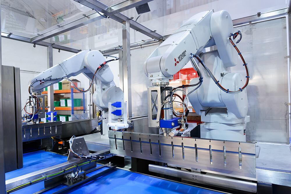 Telsonic-Twin-Robot-Cutting-System-small.jpg
