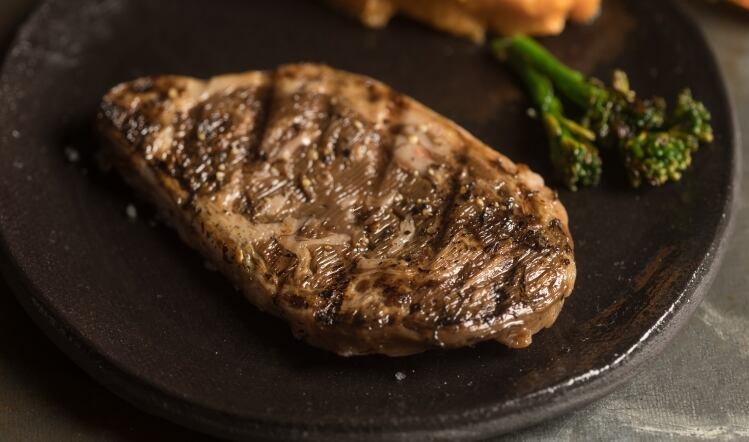 Aleph-Farms-cultivates-slaughter-free-ribeye-steak.jpg