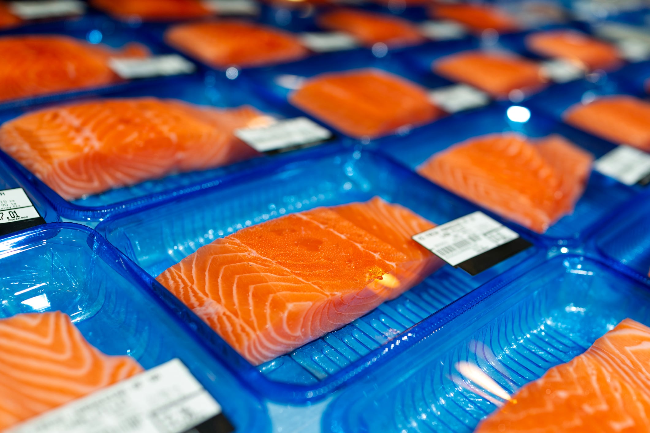 Two major retailers pull seafood products over Listeria contamination