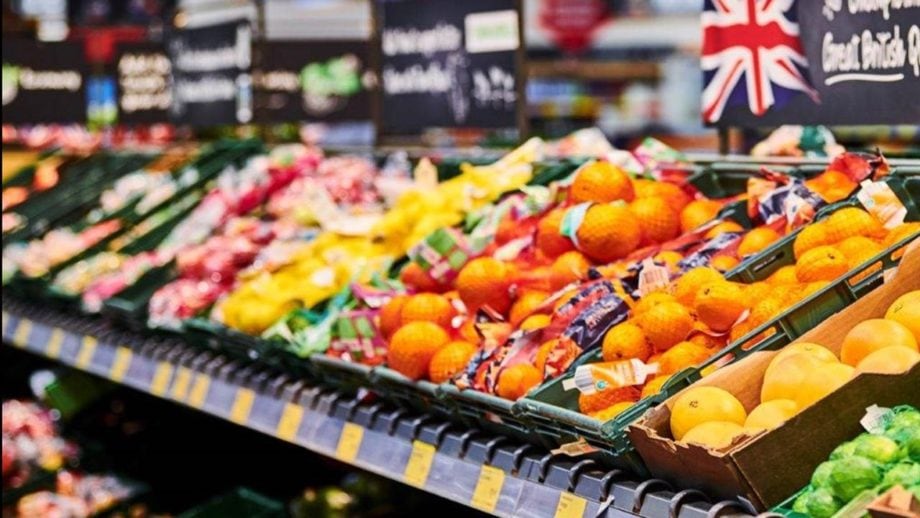 Aldi to scrap best before dates on fruit and veg 