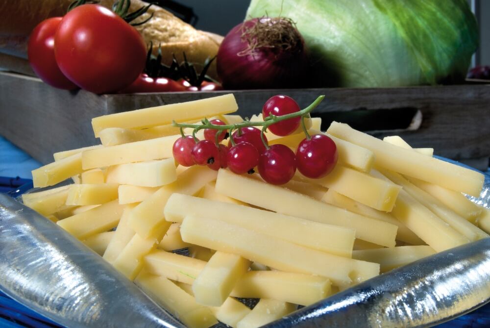 Cheese-sticks-2-cropped.jpg