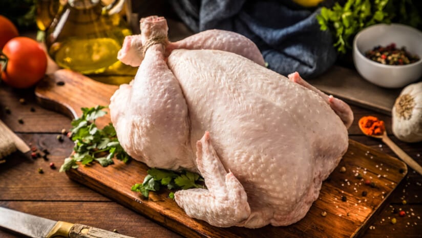 Global-poultry-market-outlook-2024.jpg