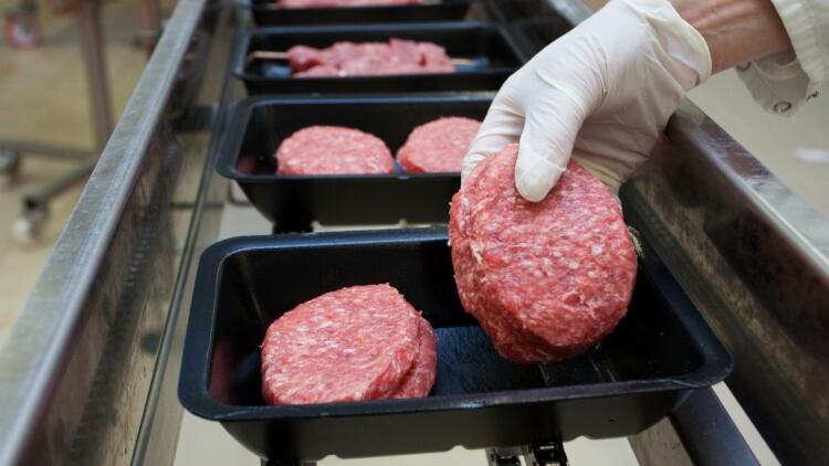 Industry reacts to high meat diet carbon emissions research