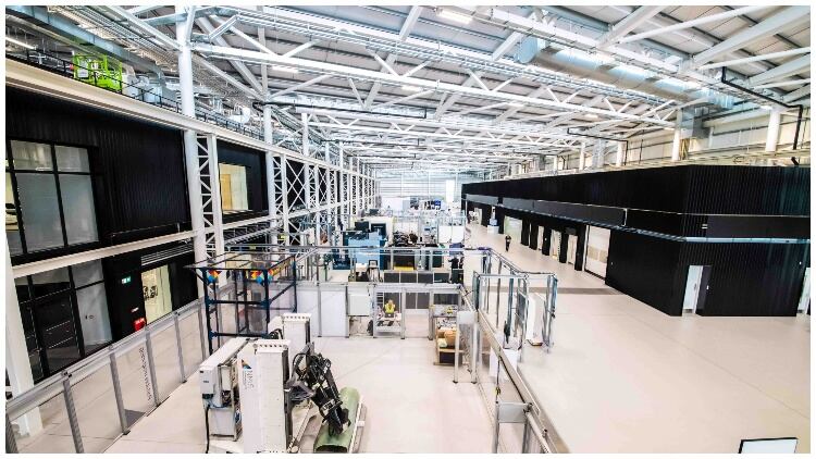 Scotland's First Minister opens new manufacturing R&D hub in Renfrewshire
