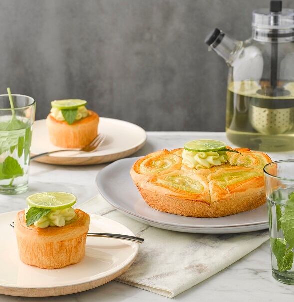 Dawn-Foods-Lime-and-Mint-Compound-Summer-Roll-resized.jpg