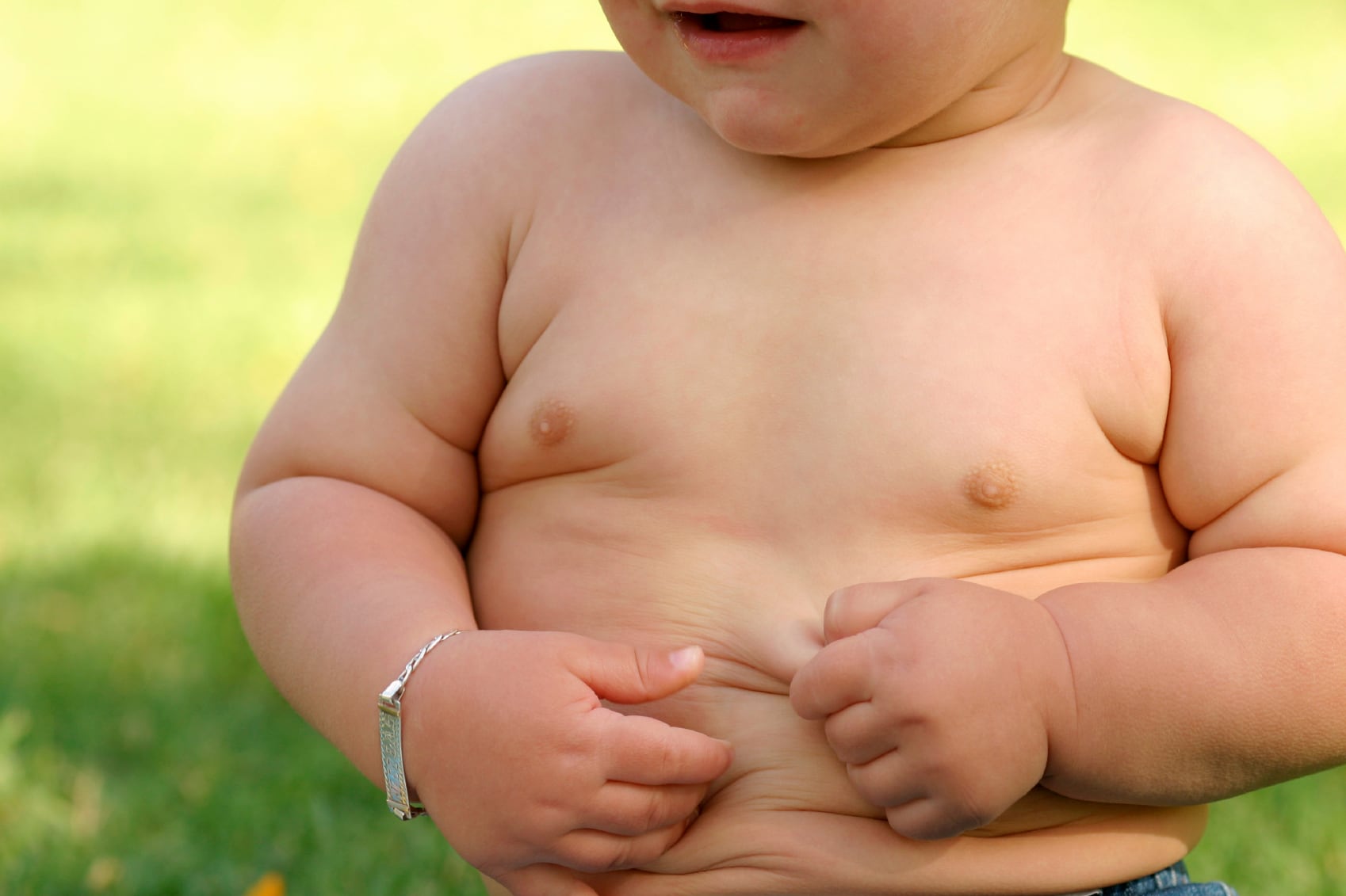 Tighter regulations recommended to curb childhood obesity 