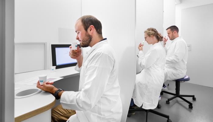 Scientists discover chemical combination for walnut aroma