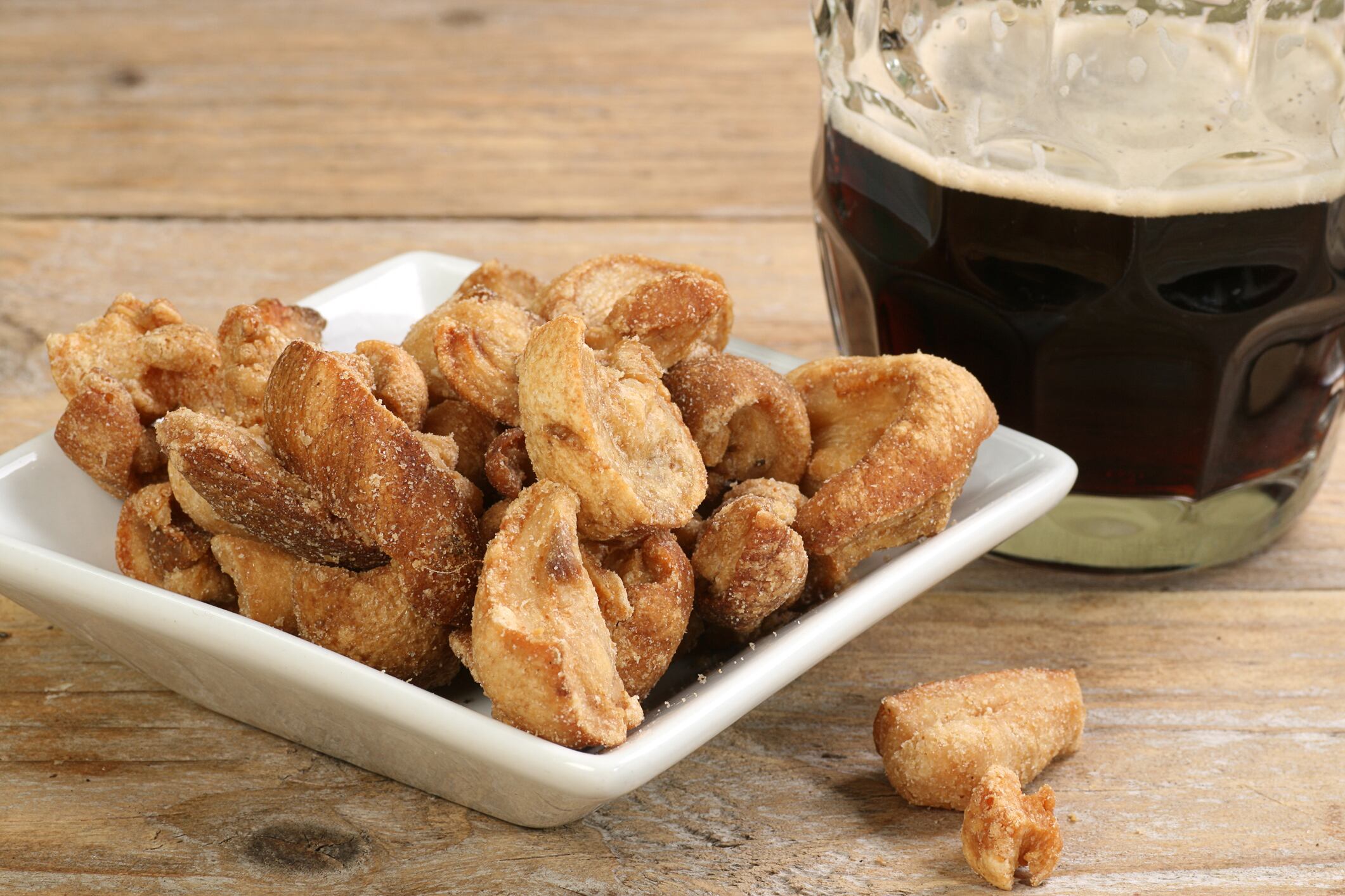 Packs of Sol & Mar branded pork scratchings are being recalled by Lidl.