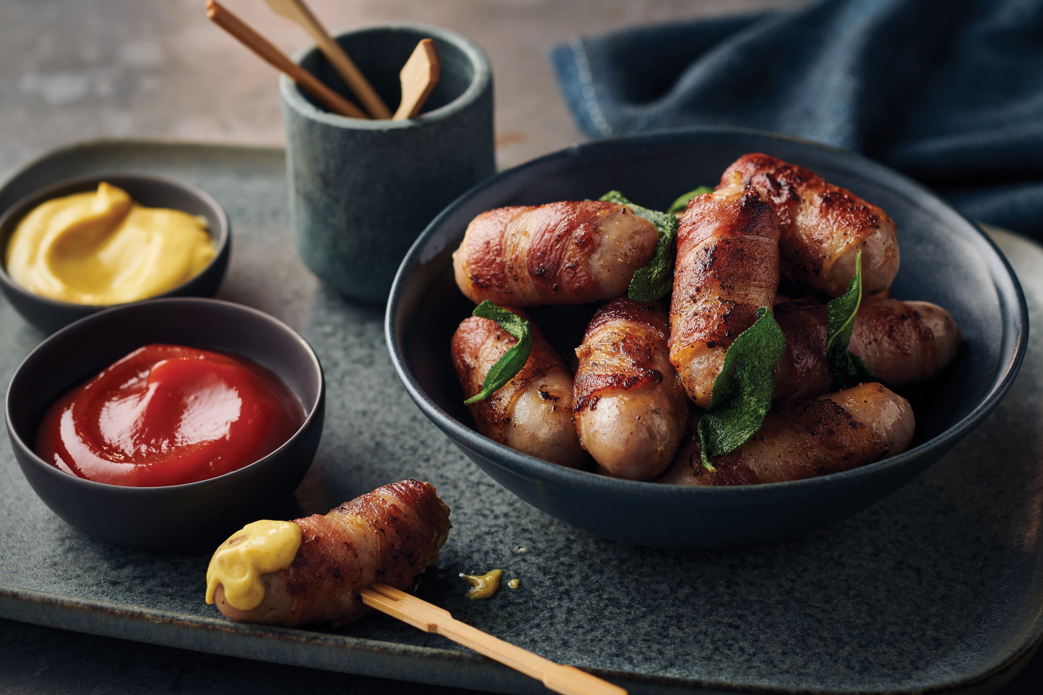 Pigs in blankets