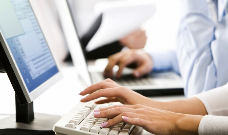 Virtual conferencing supporting lamb supply chain