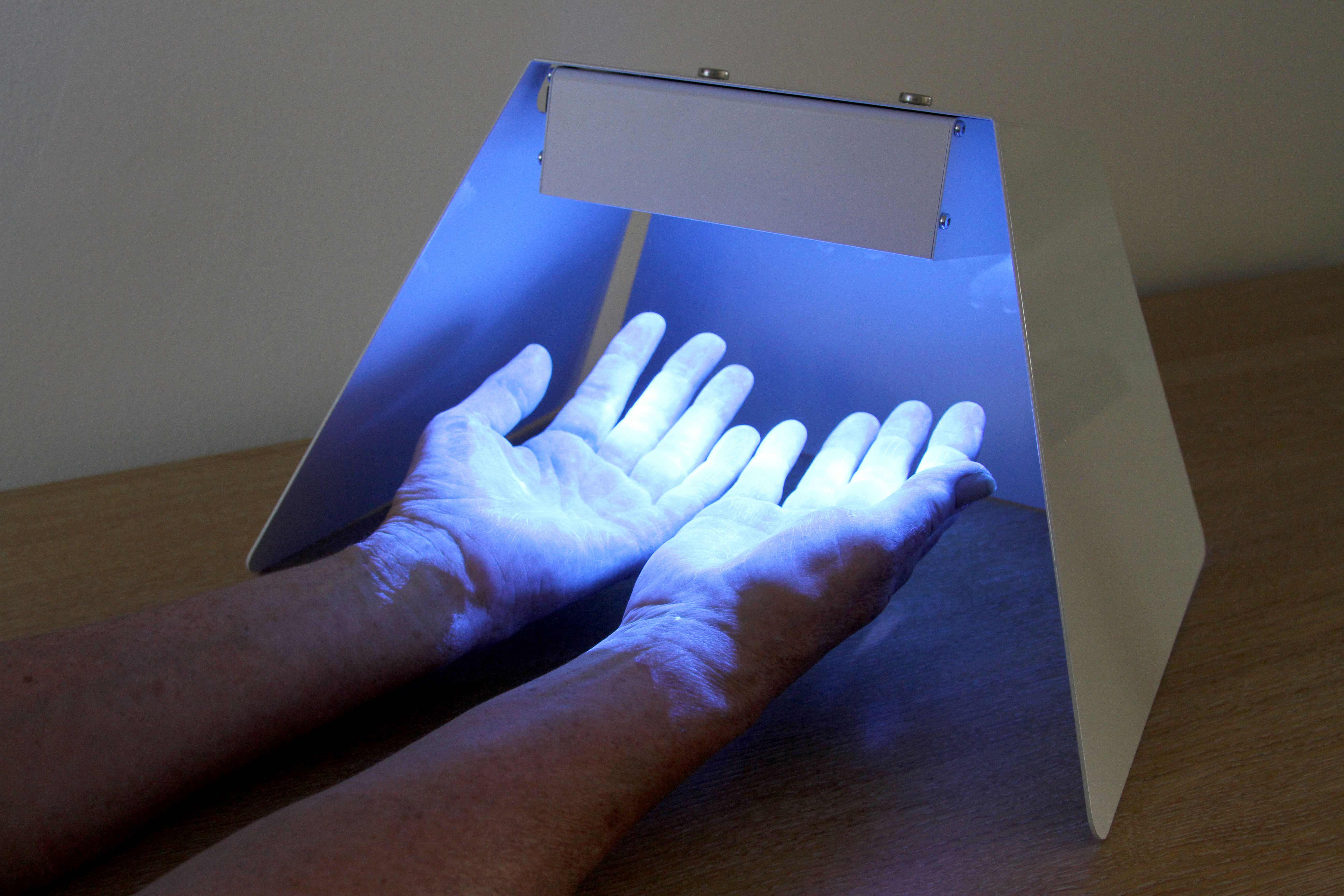 Hand washing training get the UV treatment