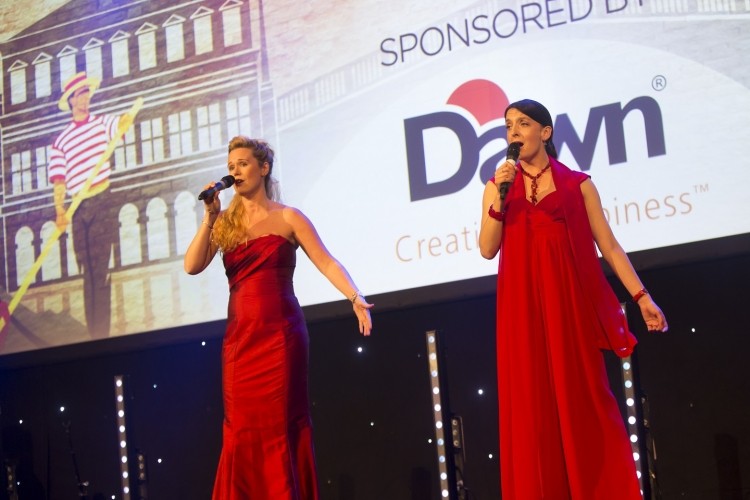 Opera singers Scarlet Divas provided the pre-awards entertainment