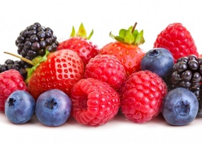 Elision packs berries, grapes, exotic fruits, vegetables and salads