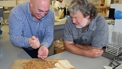 Naked barley: Edme’s Mike Carr (left) with agricultural environmentalist William Hudson