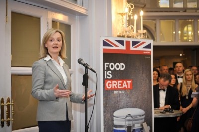 Defra claims that under no circumstances will the UK lower its food standards