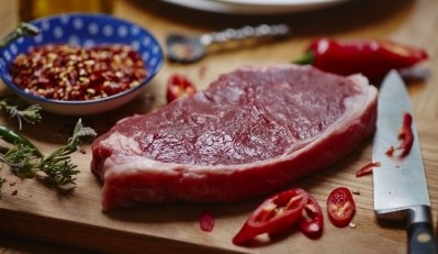 Freezing beef steak reduces the value of cuts and would hit deadweight prices, LMCNI said