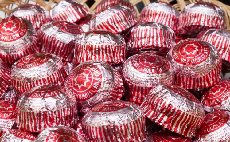 Workers at Tunnock's recieved an 8.7% pay rise over two years (Flickr/Meaning Conference)