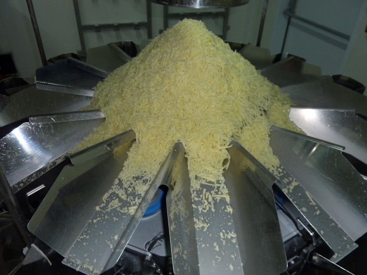 Cheese weighing and bagging solution 
