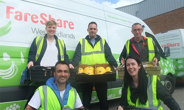 2 Sisters' get ready to help redistribute food surplus with FareShare
