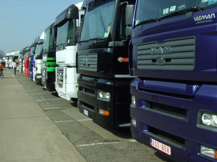 'Stronger voice by working together,' say haulage associations