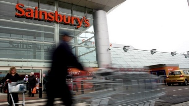 Sainsbury is to cut 2,000 jobs