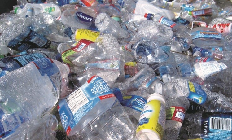 Around 80mt of plastic packaging is produced annually, the Government says