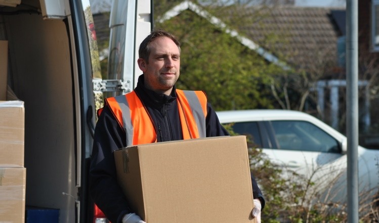 Bidfood is to deliver 1.5m food parcels to vulnerable people