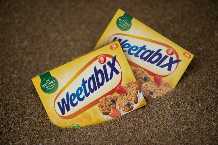 Unite memebrs are holding protests over proposed 'fire and rehire' plans at two Weetabix plants 