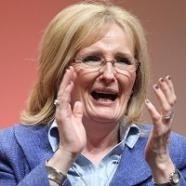 Margaret Curran pledged to fight to defend jobs at Freshlink Foods