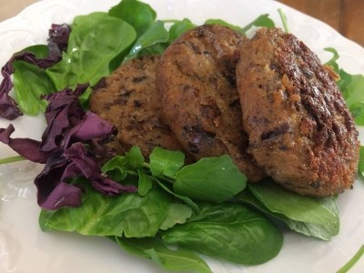 Artisan Bread Organic has launched a range of meat-free burgers 