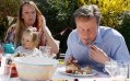 David Cameron enjoys a ‘posh’ hot dog